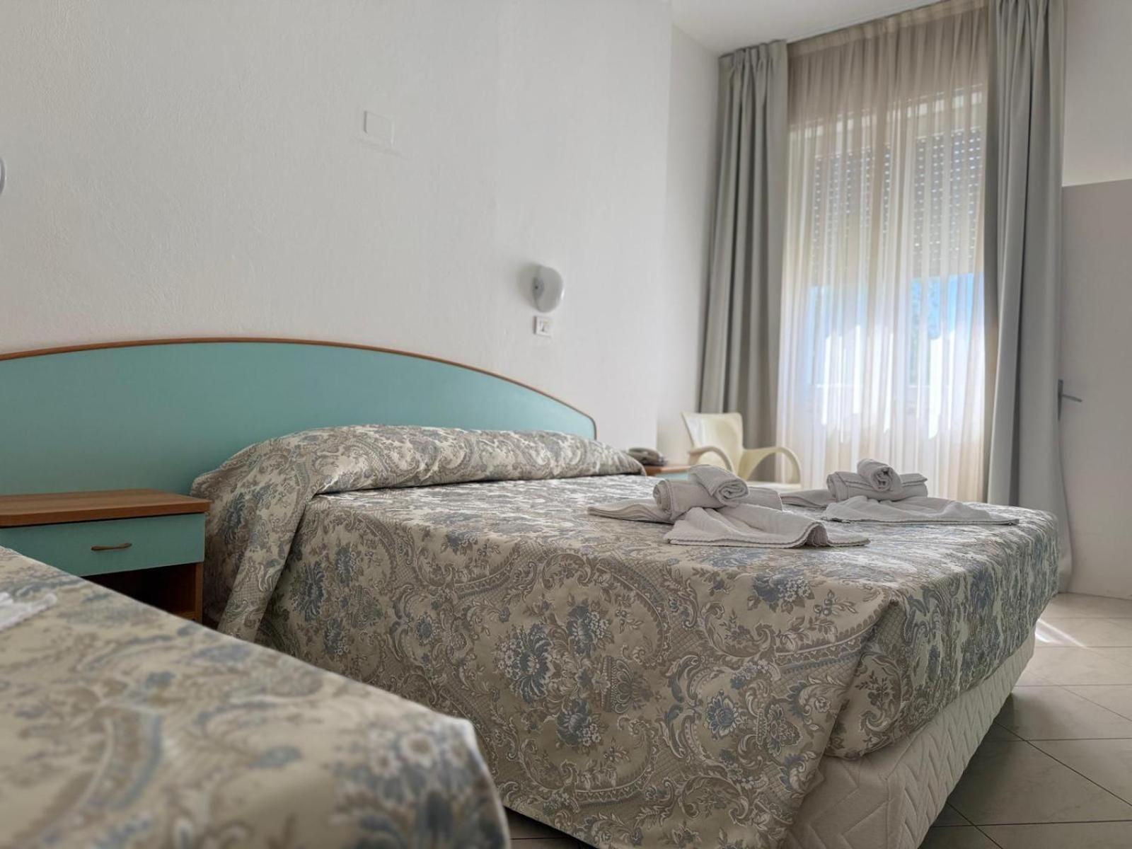 Hotel Spiaggia Villa Paola 贝拉里亚-伊贾马里纳 外观 照片
